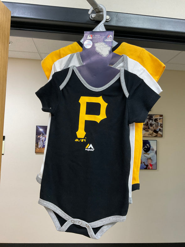 Pirates 3 Piece Infant Bodysuit Set